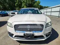 2017 Lincoln Continental фото