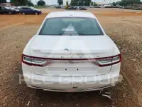 2017 Lincoln Continental фото