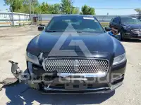 2017 Lincoln Continental фото