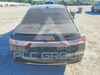 2017 Lincoln Continental фото