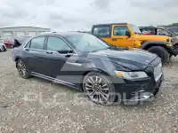 2017 Lincoln Continental photo