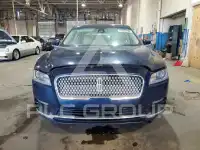 2017 Lincoln Continental photo