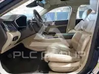 2017 Lincoln Continental photo