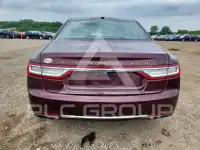 2017 Lincoln Continental photo