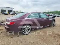 2017 Lincoln Continental photo