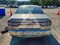 2017 Lincoln Continental фото