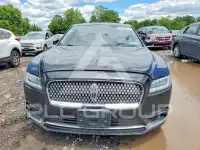 2017 Lincoln Continental фото