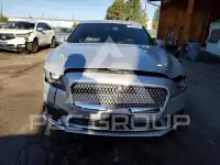 2017 Lincoln Continental photo