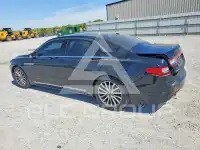 2017 Lincoln Continental photo