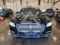 2017 Lincoln Continental фото