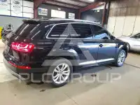 2017 Audi Q7 photo