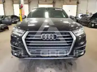 2017 Audi Q7 photo