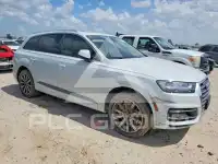 2017 Audi Q7 photo