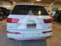 2017 Audi Q7 фото