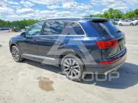 2017 Audi Q7 photo
