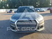 2017 Audi Q7 фото