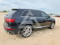 2017 Audi Q7 photo