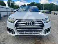 2017 Audi Q7 photo