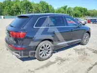 2017 Audi Q7 photo