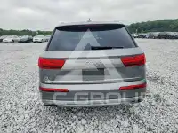 2017 Audi Q7 photo