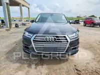 2017 Audi Q7 photo