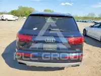 2017 Audi Q7 photo