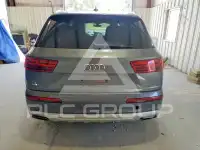 2017 Audi Q7 photo