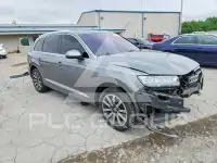 2017 Audi Q7 photo