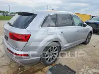 2017 Audi Q7 photo