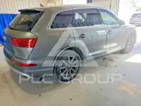 2017 Audi Q7 photo