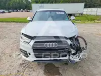 2017 Audi Q3 фото