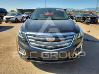 2017 Cadillac XT5 photo