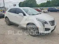 2017 Cadillac XT5 photo