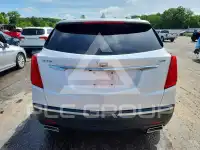 2017 Cadillac XT5 photo