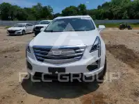 2017 Cadillac XT5 photo