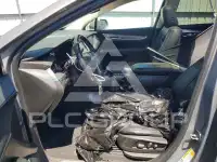 2017 Cadillac XT5 photo