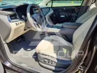 2017 Cadillac XT5 photo