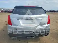 2017 Cadillac XT5 photo