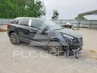 2017 Cadillac XT5 photo