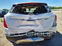 2017 Cadillac XT5 photo
