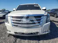 2017 Cadillac ESCALADE photo