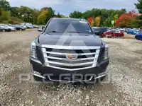 2017 Cadillac ESCALADE photo