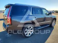 2017 Cadillac ESCALADE фото