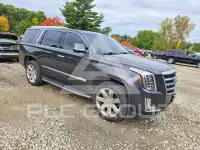 2017 Cadillac ESCALADE photo