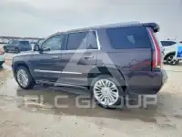2017 Cadillac ESCALADE photo