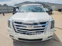 2017 Cadillac ESCALADE фото