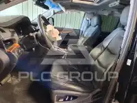 2017 Cadillac ESCALADE фото