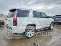 2017 Cadillac ESCALADE photo