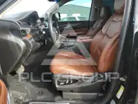 2017 Cadillac ESCALADE photo