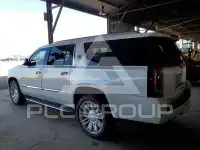2017 Cadillac ESCALADE photo